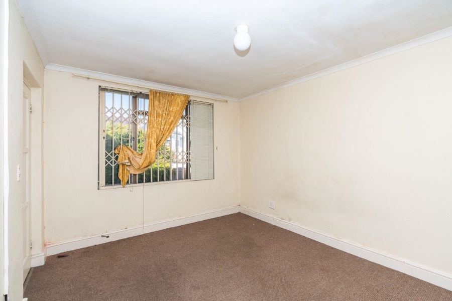 4 Bedroom Property for Sale in Bantry Bay Western Cape